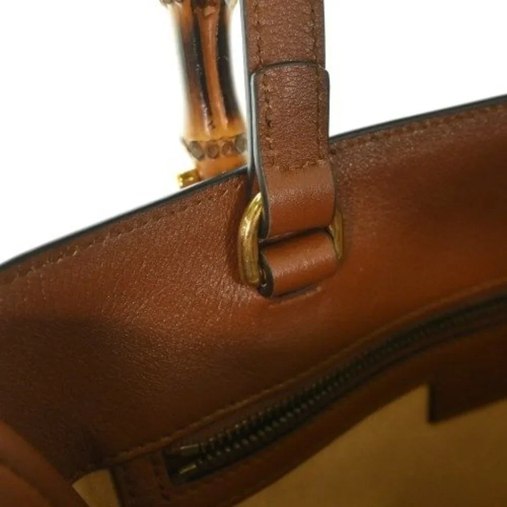 Gucci Handbag - Picture 9 of 13